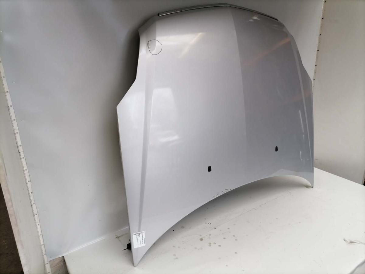 Cadillac BLS Motorhaube vorn Silber Bj.2006 Cadillac BLS Motorhaube vorn Silber Bj.2006